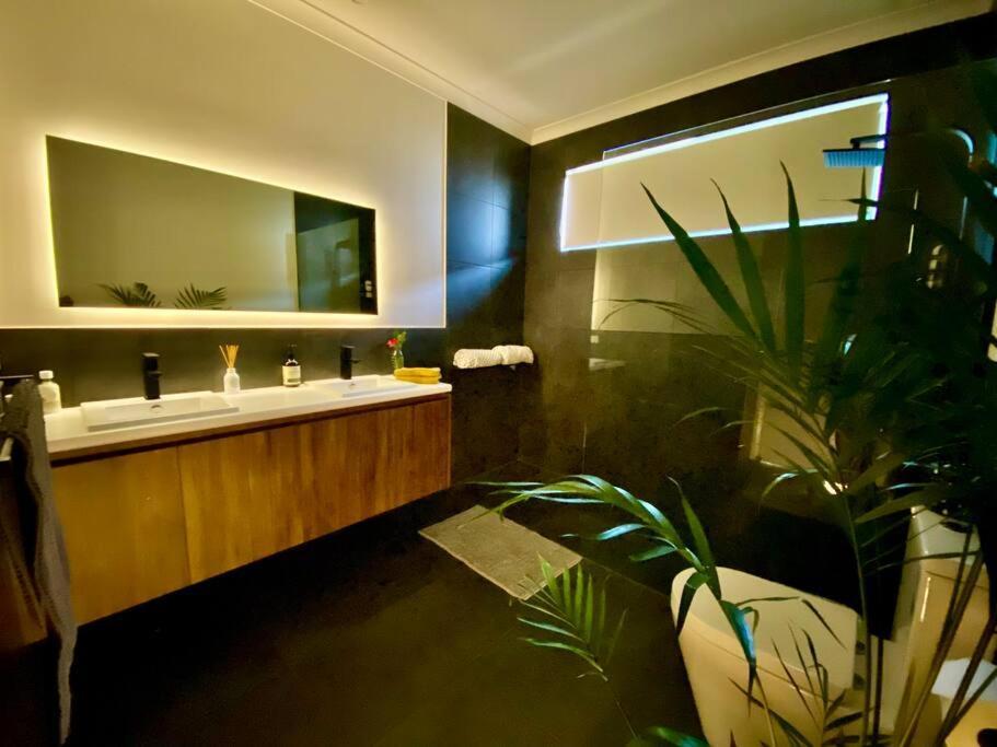 Wamoon Retreat - Luxe House Villa ยานาคี ภายนอก รูปภาพ